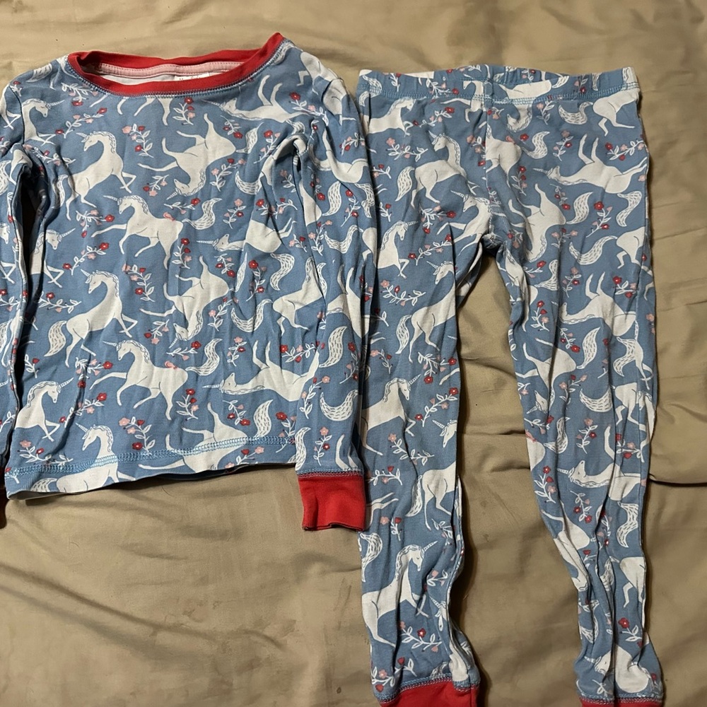 Mini Boden unicorn pajamas